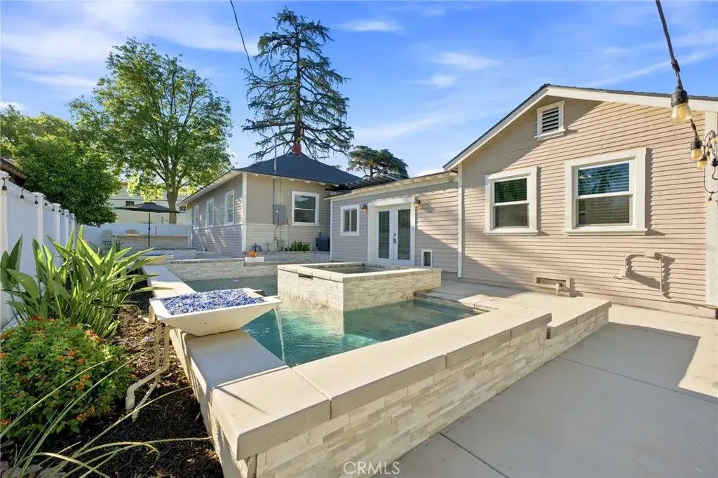 3364 Cedar, Riverside