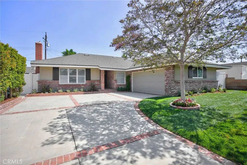 16029 Landmark, Whittier