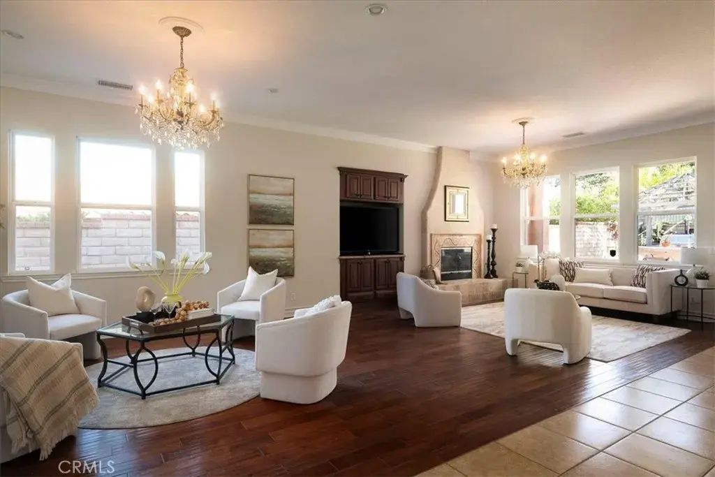 26637 Oak Terrace, Valencia