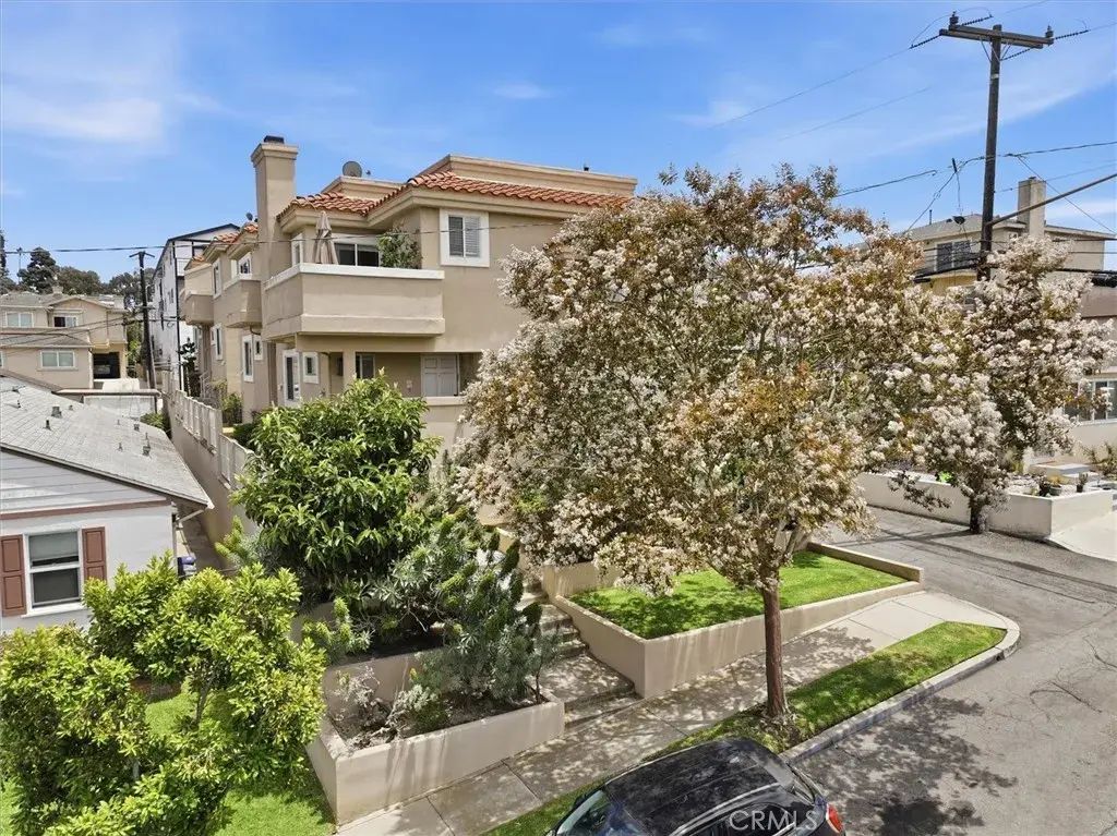 314 Penn 2, El Segundo