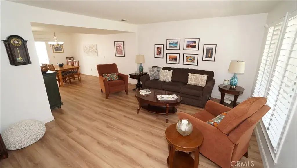24253 La Glorita Circle, Newhall