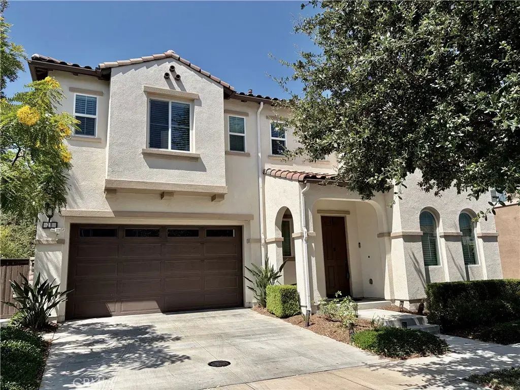 28 Seville, Lake Forest