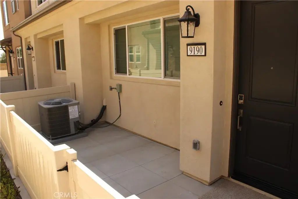 9190 Connolly Lane, Riverside