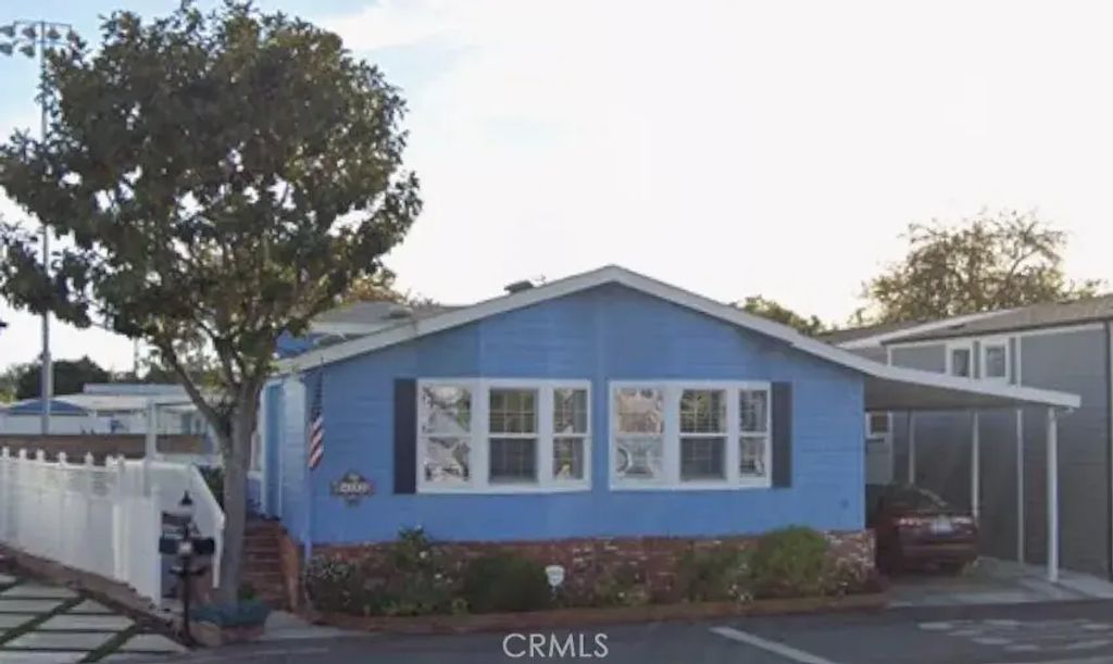 4292 Lahaina, Huntington Beach