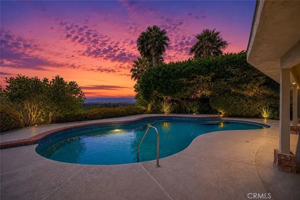18778 Algiers Street, Porter Ranch