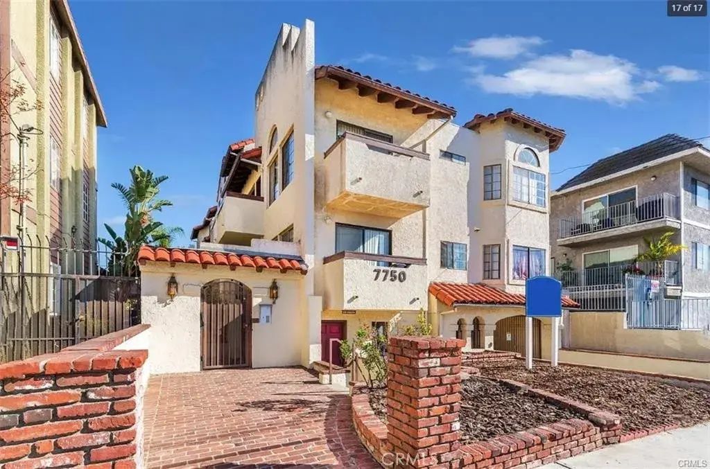 7750 Laurel Canyon Boulevard 5, North Hollywood