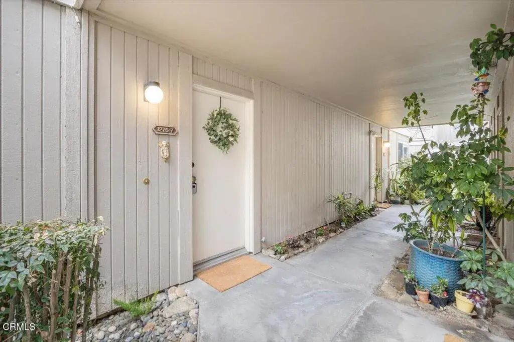 1276 Seacliff Court 7, Ventura