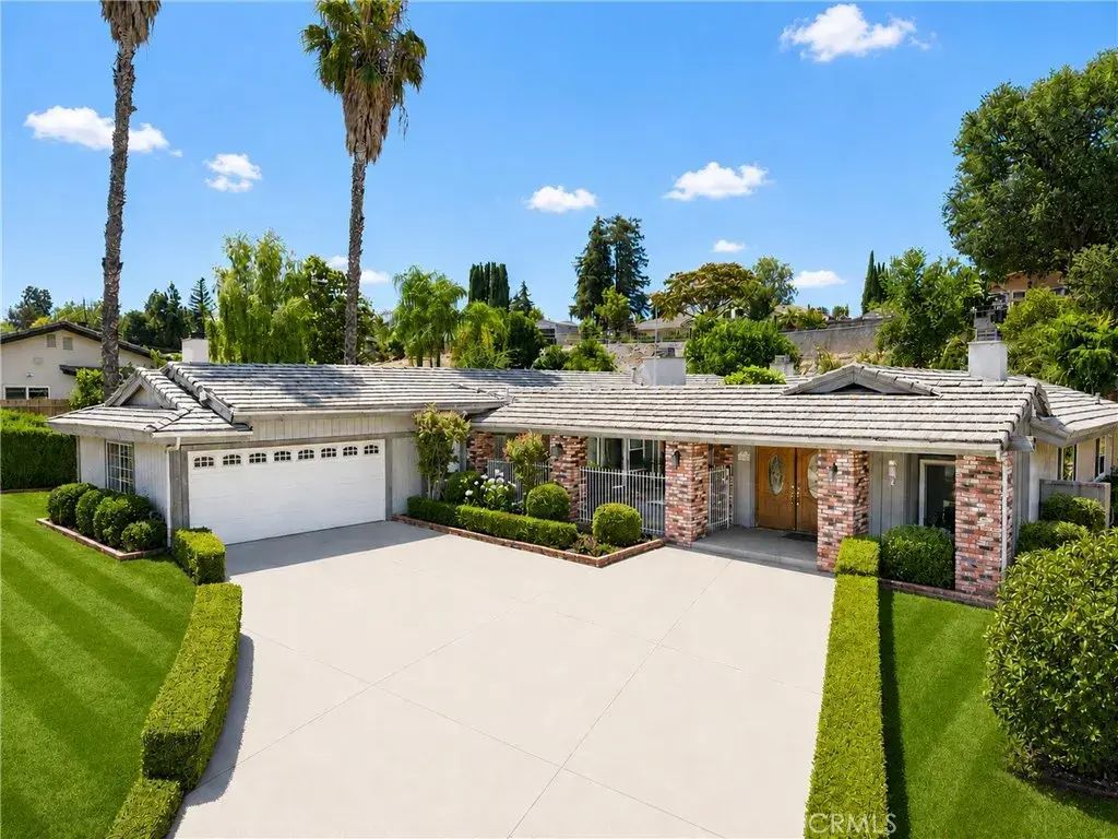 620 Valley View Drive, Redlands