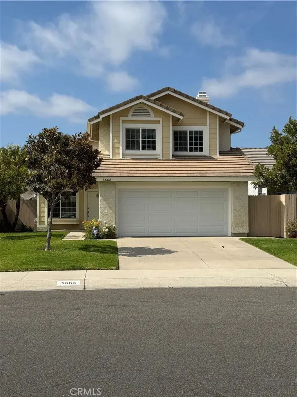 5663 Camino Deville, Camarillo