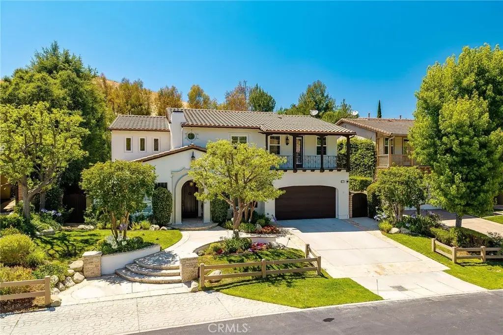 359 Loire Valley, Simi Valley