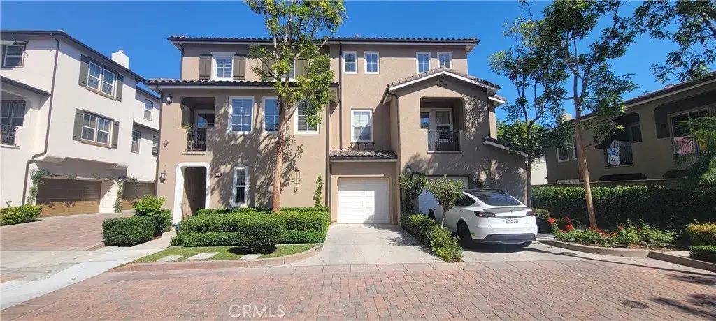 170 Hayward, Irvine