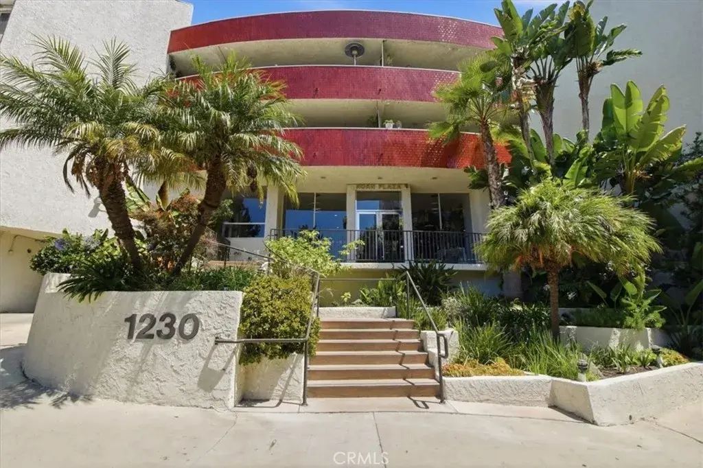 1230 Horn Ave 402, West Hollywood