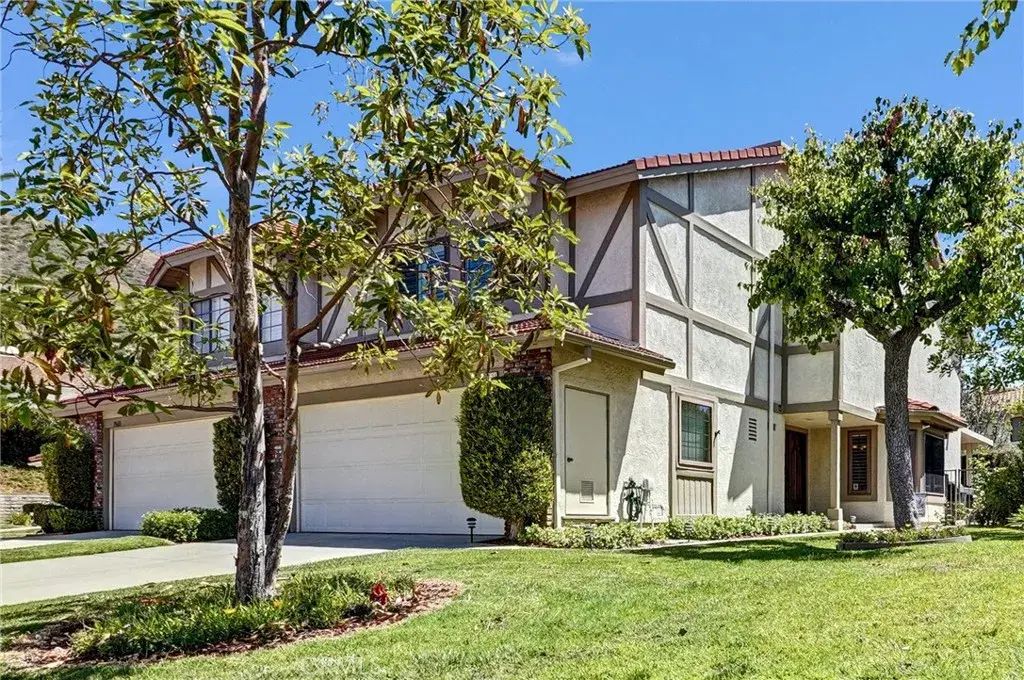 19605 Shadow Springs, Porter Ranch