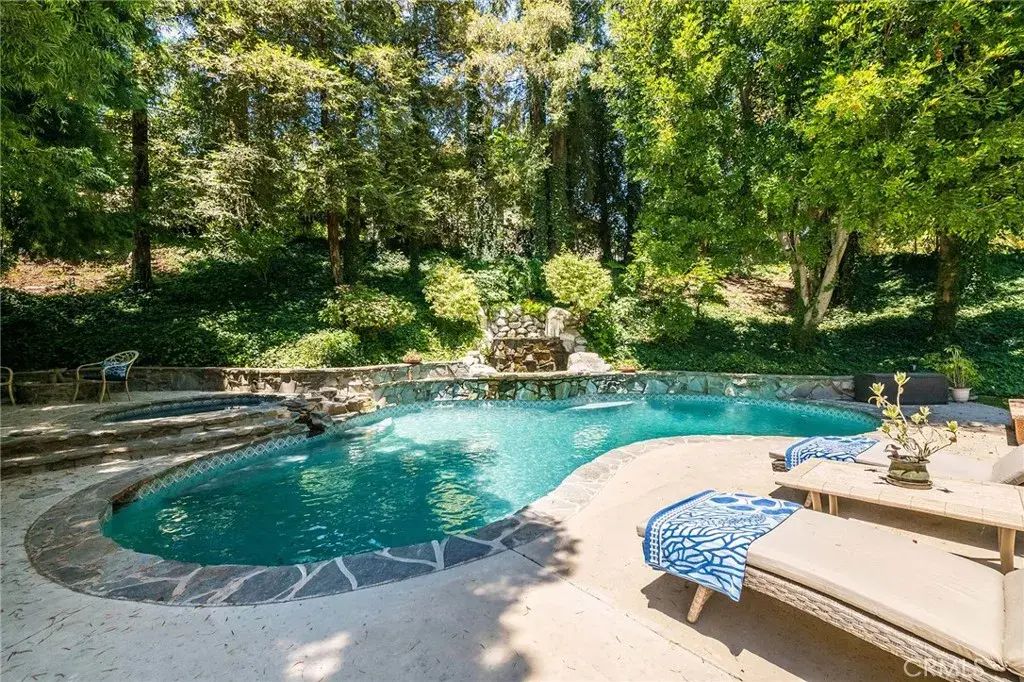 23537 Windom Street, West Hills