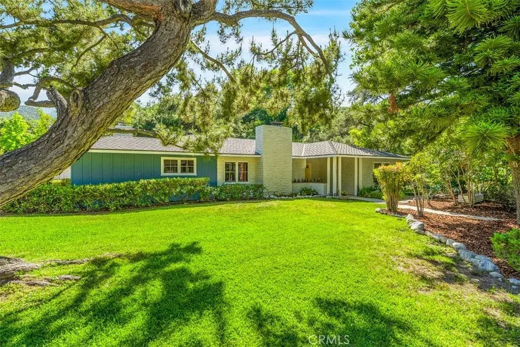 3747 El Lado, Glendale