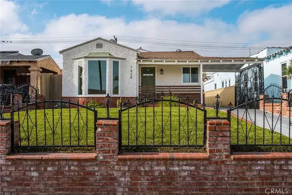 1428 W 89th Street, Los Angeles