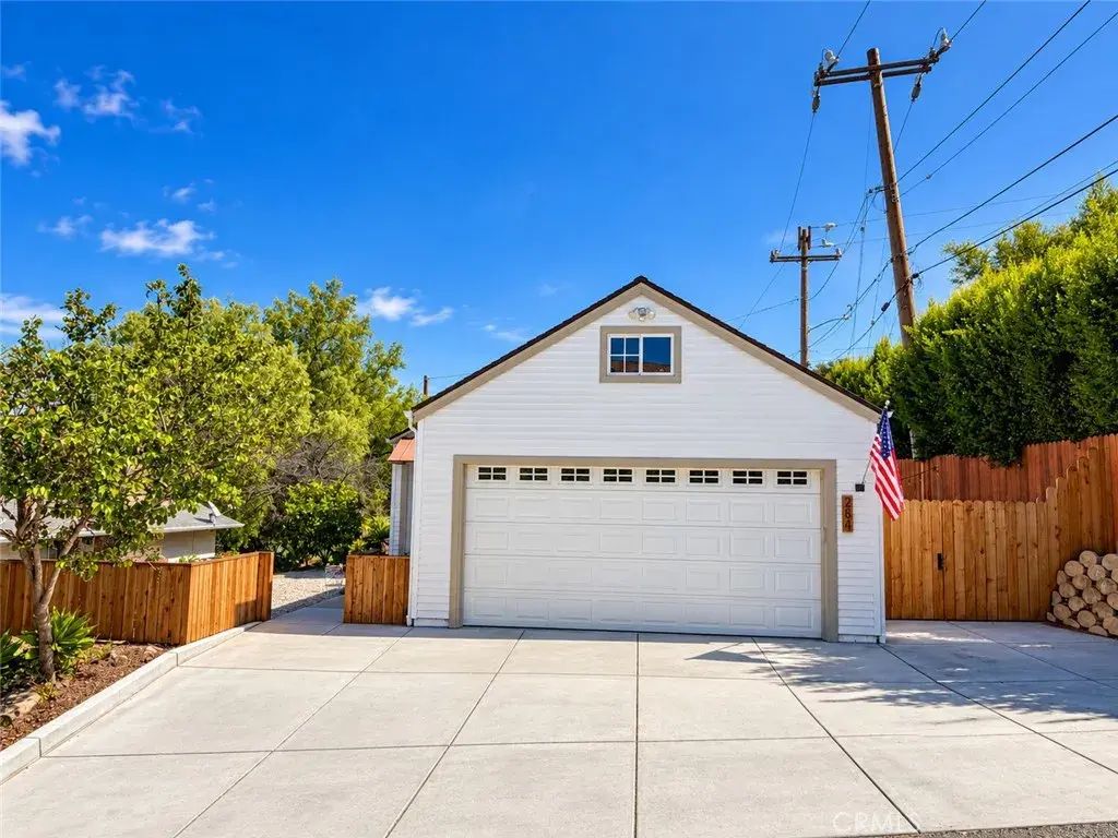 284 Heavenly Valley, Newbury Park
