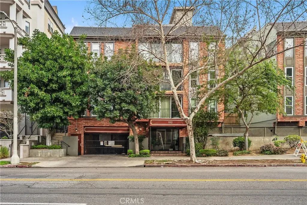 532 N Rossmore Avenue 107, Los Angeles