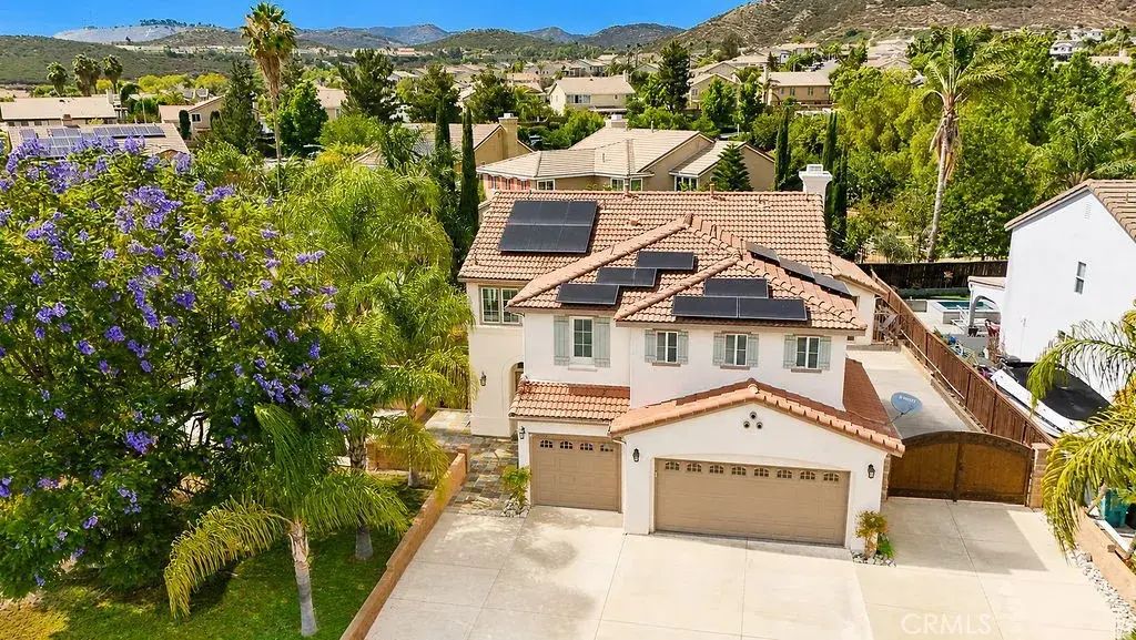 27744 Crestknoll Court, Murrieta