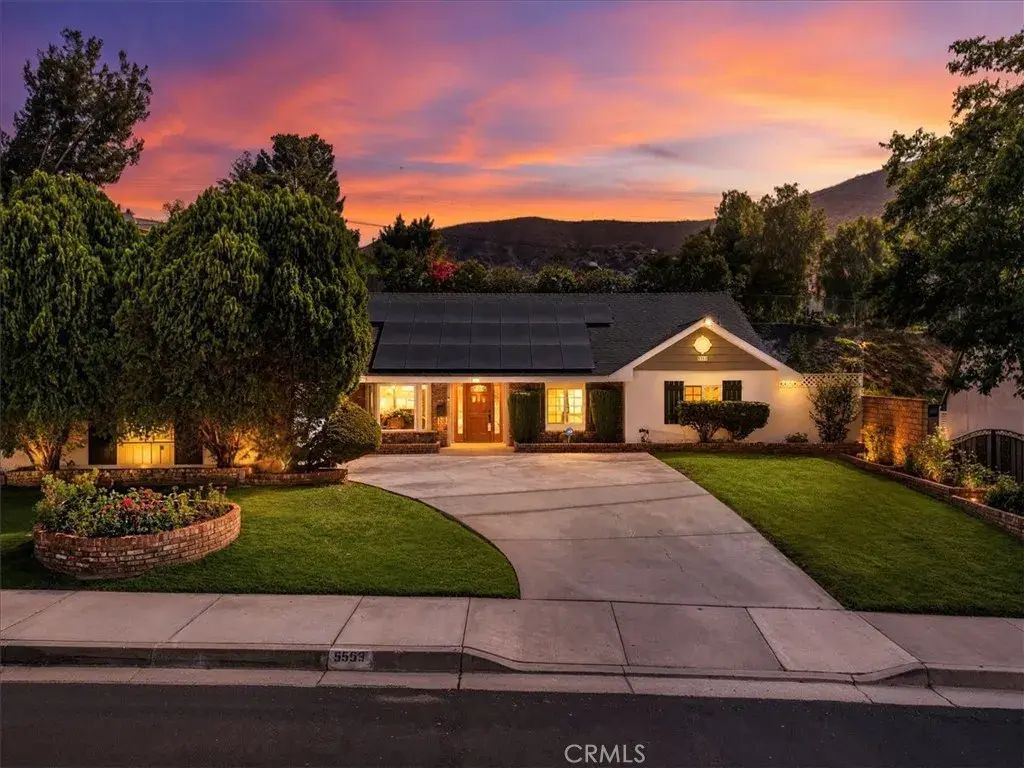 5553 Peacock Lane, Riverside