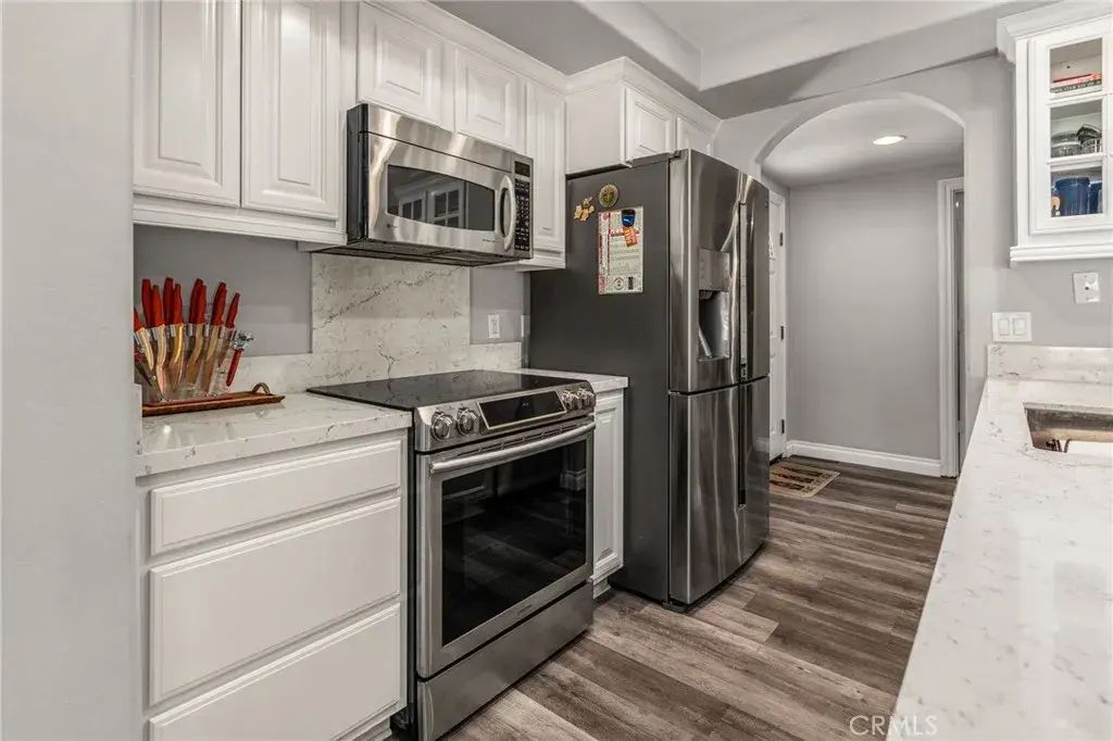 23681 Country Villa, Ramona