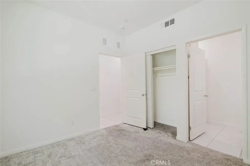 18450 W Calico Lane, Northridge