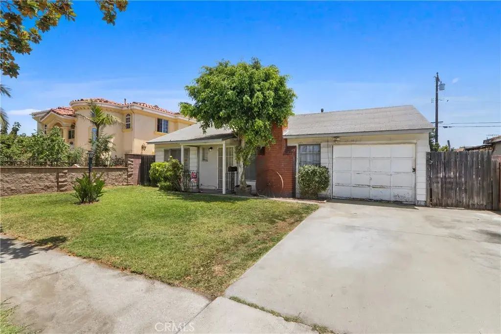 13714 Graystone Avenue, Norwalk