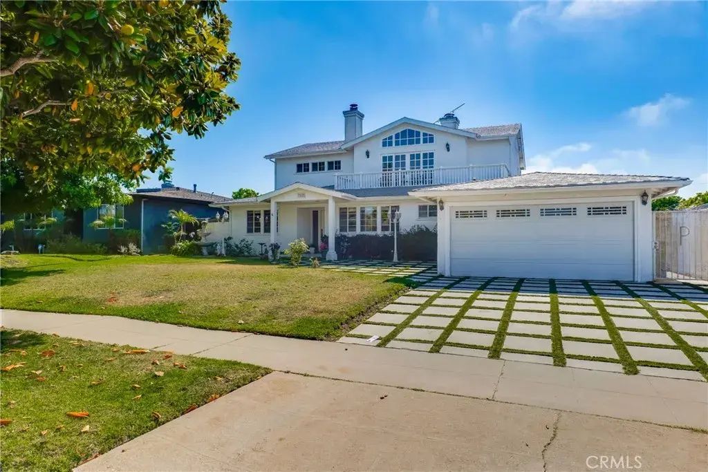 7029 Arizona Avenue, Los Angeles