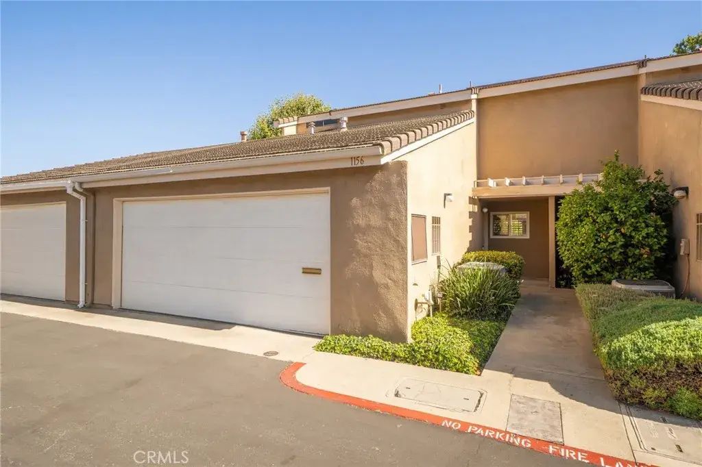 1156 Mountain Gate, Upland