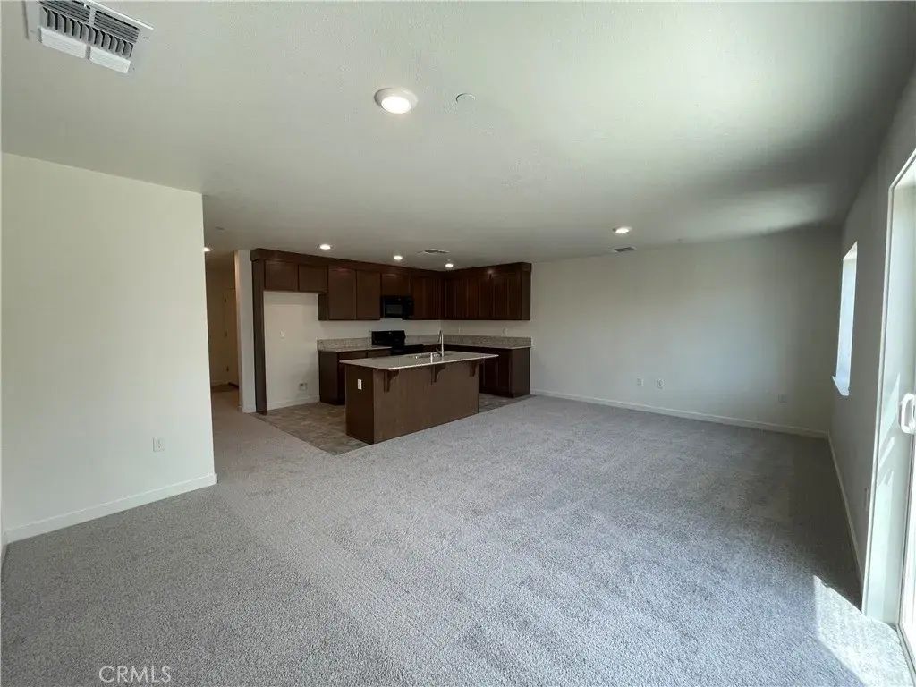 714 Stone Ridge East Avenue, Merced