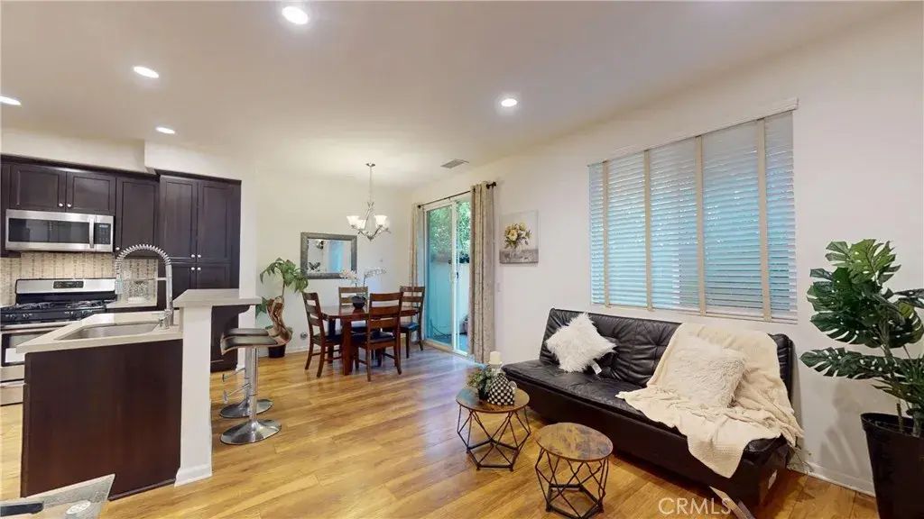 10351 Diamond, Pacoima