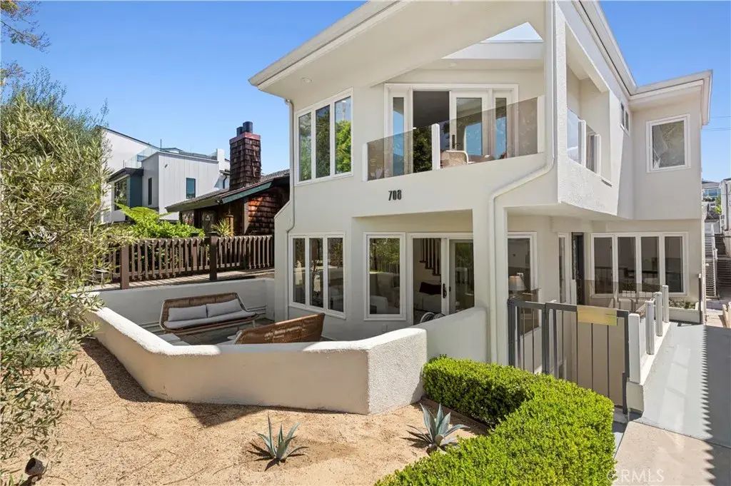 708 Iris Avenue A, Corona Del Mar