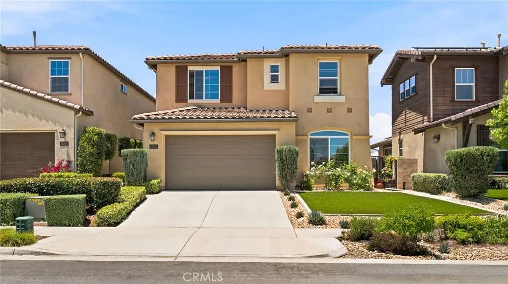 38313 Brookdale Way, Murrieta