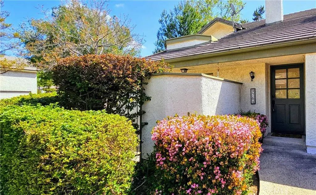976 W Arrow, Upland