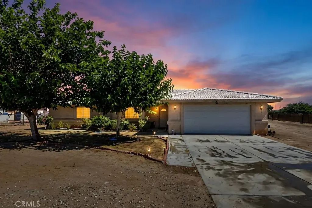 14874 Maricopa, Victorville