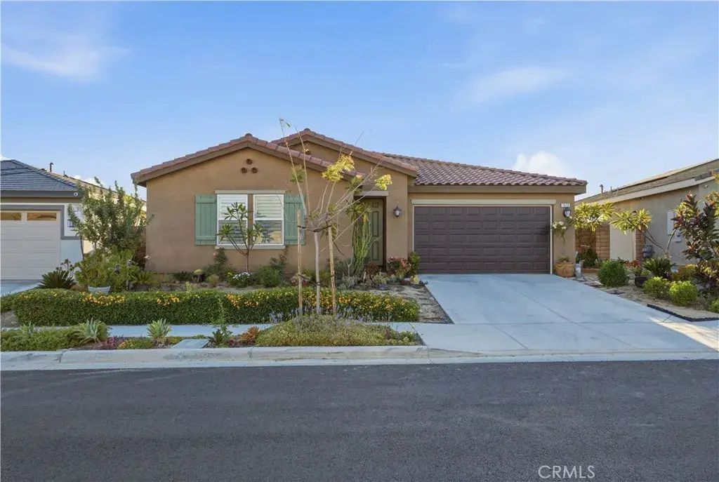 7675 Orangebrook, Riverside