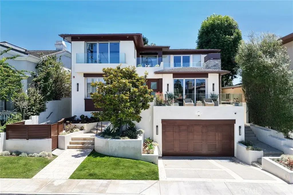 1626 1st Street, Manhattan Beach
