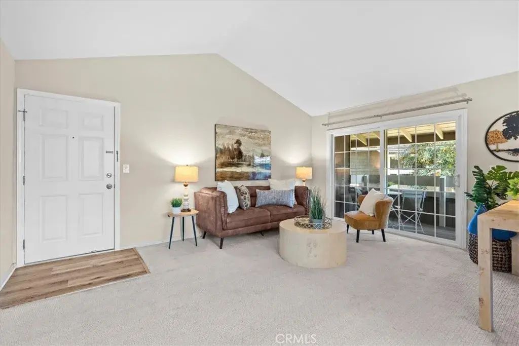 208 Springview, Irvine