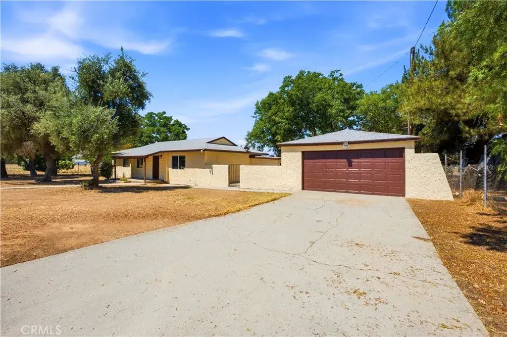 21820 Cajalco Road, Perris