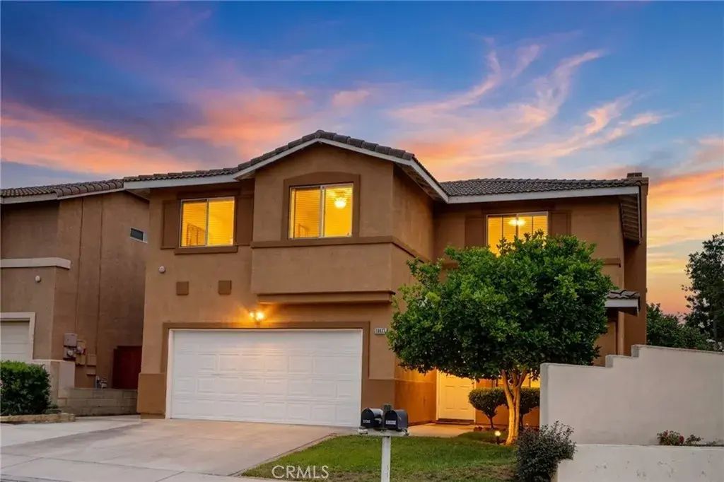 15689 Swan Rd, Fontana