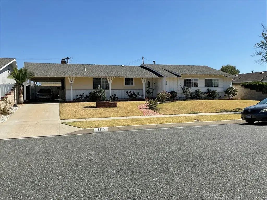 3215 Warwood Road, Lakewood