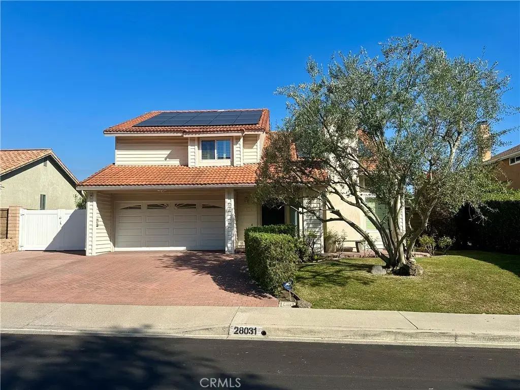28031 Lucero, Mission Viejo
