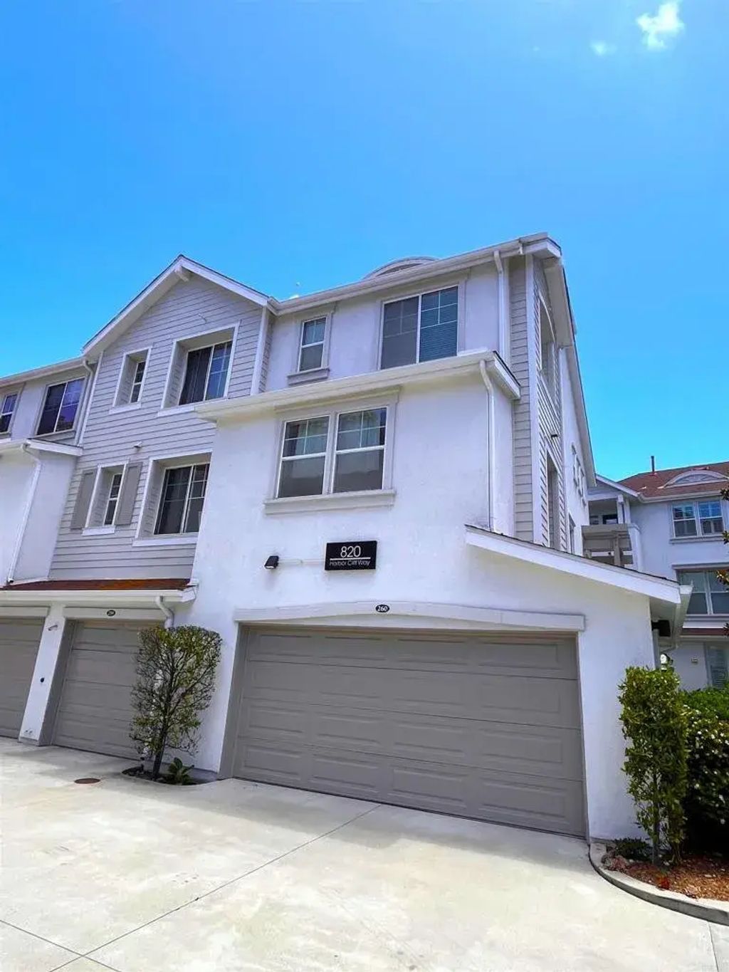 820 Harbor Cliff Way 260, Oceanside