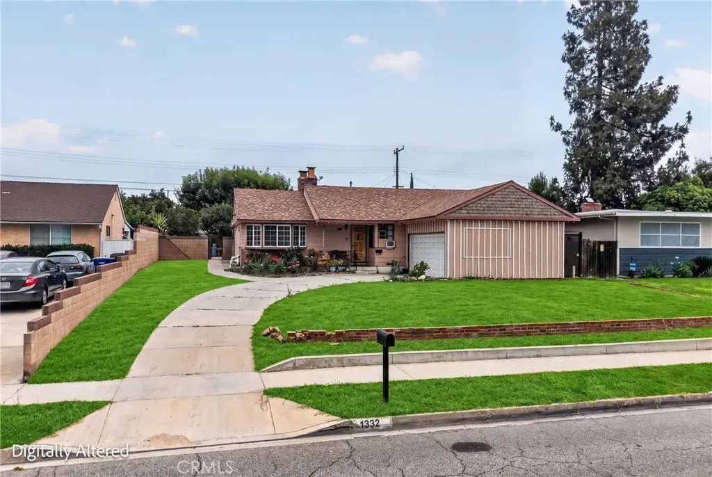 1332 Indian Summer Avenue, La Puente