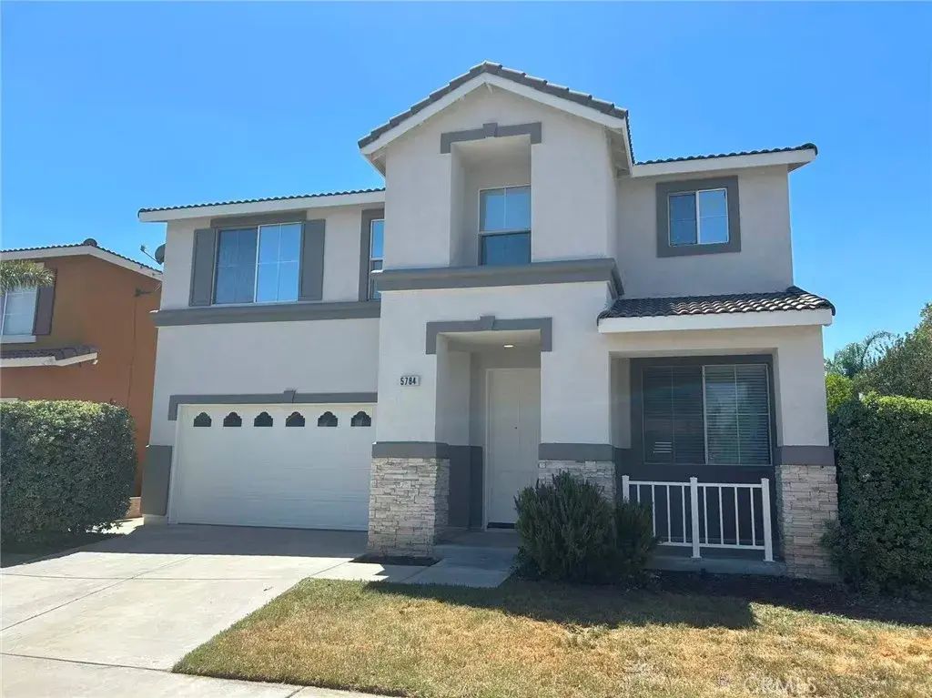 5784 Hacienda Way, Fontana