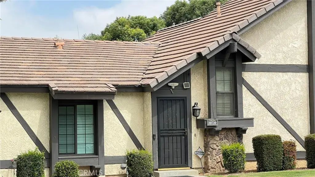 10720 Loro Verde, Loma Linda