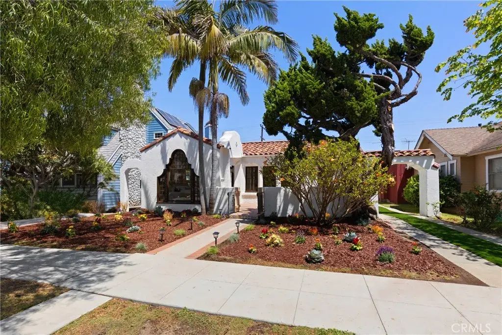 254 Bennett Ave, Long Beach