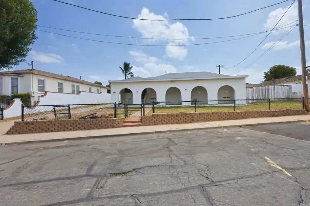 2463 Rancho Drive, 