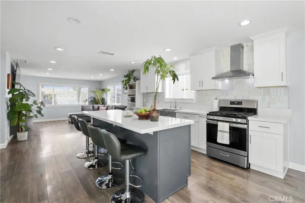 15811 Rosalita Dr, La Mirada