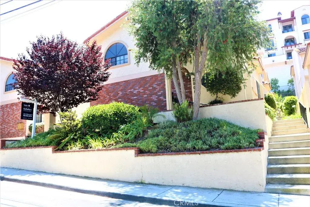 2006 Mathews B, Redondo Beach